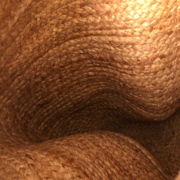 Gorgeous jute bag 🌞✨😘 - Picture 2 of 3